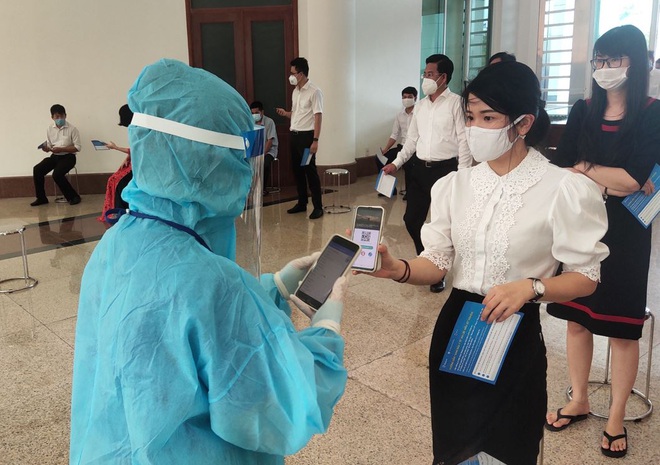 Quyết liệt hơn trong việc dùng công nghệ để phòng, chống dịch Covid-19 - 1