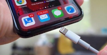 Apple sắp phải khai tử cổng sạc Lightning, thay thế bằng cổng USB-C? - 1