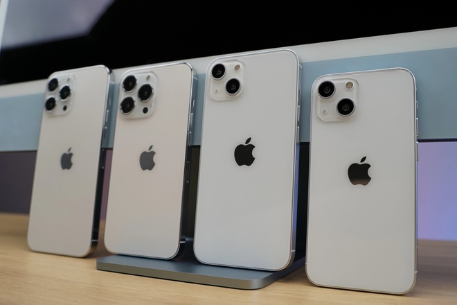 4 mẫu smartphone bạn không nên mua vào lúc này - 2