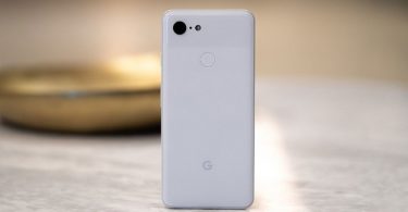 Smartphone của Google bất ngờ trở thành cục gạch không rõ nguyên nhân - 1